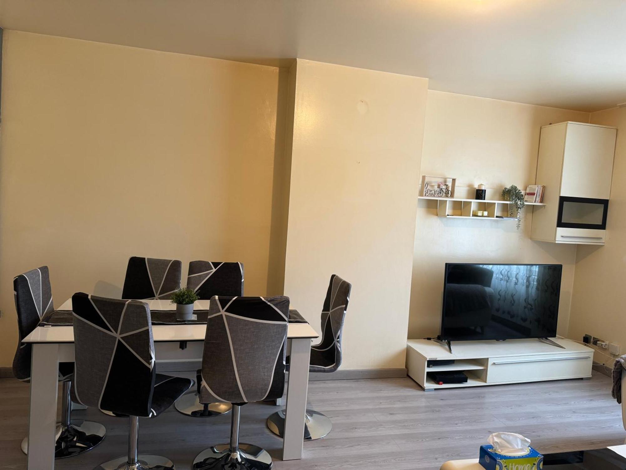 T4 Spacieux A Proximite De La Gare Stationnement Gratuit Apartamento Saint-Etienne (Loire)